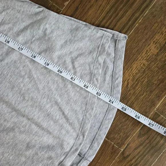 Nike Dri-Fit workout set Grey tank top Capri leggings sz S and M - Picture 7 of 12